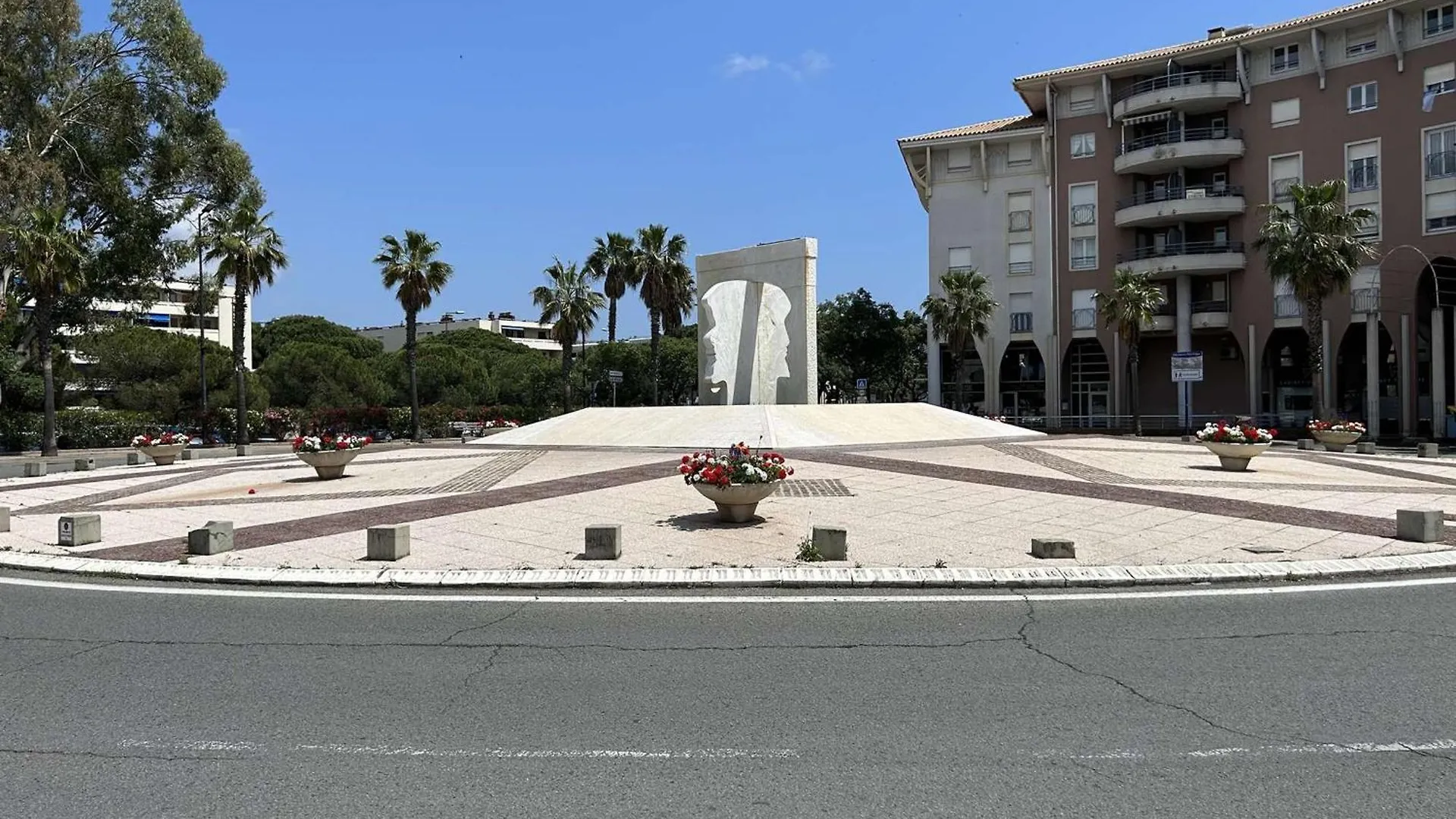 Appartement 2 Pieces Avec Terrasse Pres De La Plage - Fr-1-226A-344 Frejus France