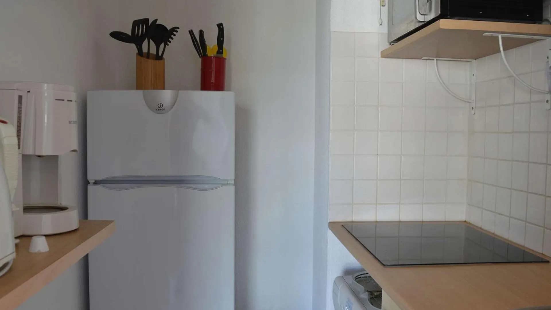 Apartment Appartement 2 Pieces Avec Terrasse Pres De La Plage - Fr-1-226A-344 Frejus